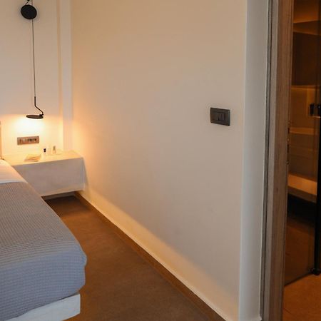 North Wind Luxury Suites Иа Екстериор снимка