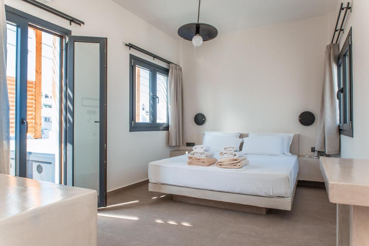 North Wind Luxury Suites Иа Екстериор снимка