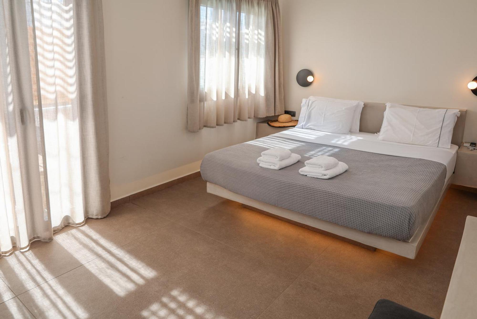 North Wind Luxury Suites Иа Екстериор снимка