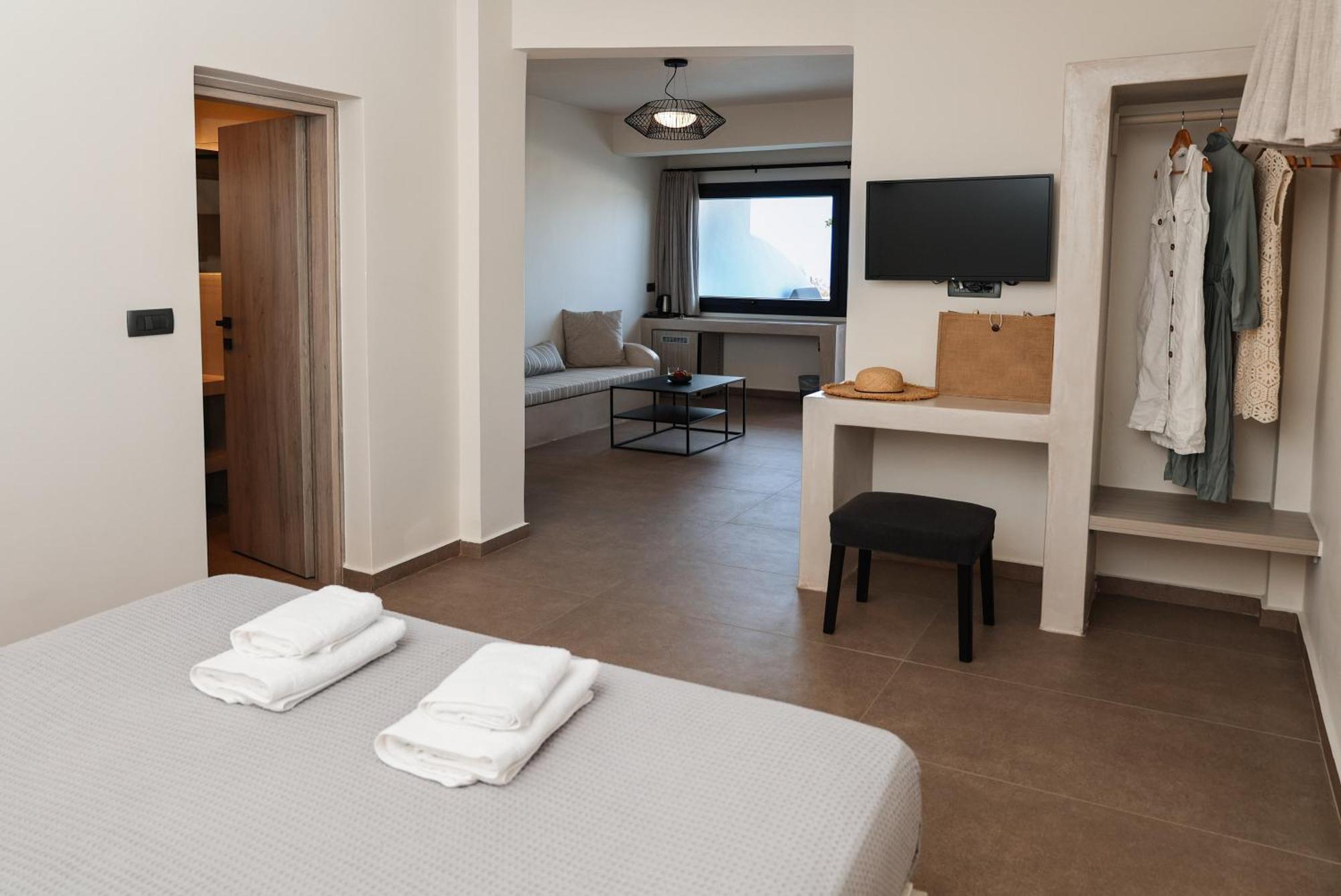 North Wind Luxury Suites Иа Екстериор снимка