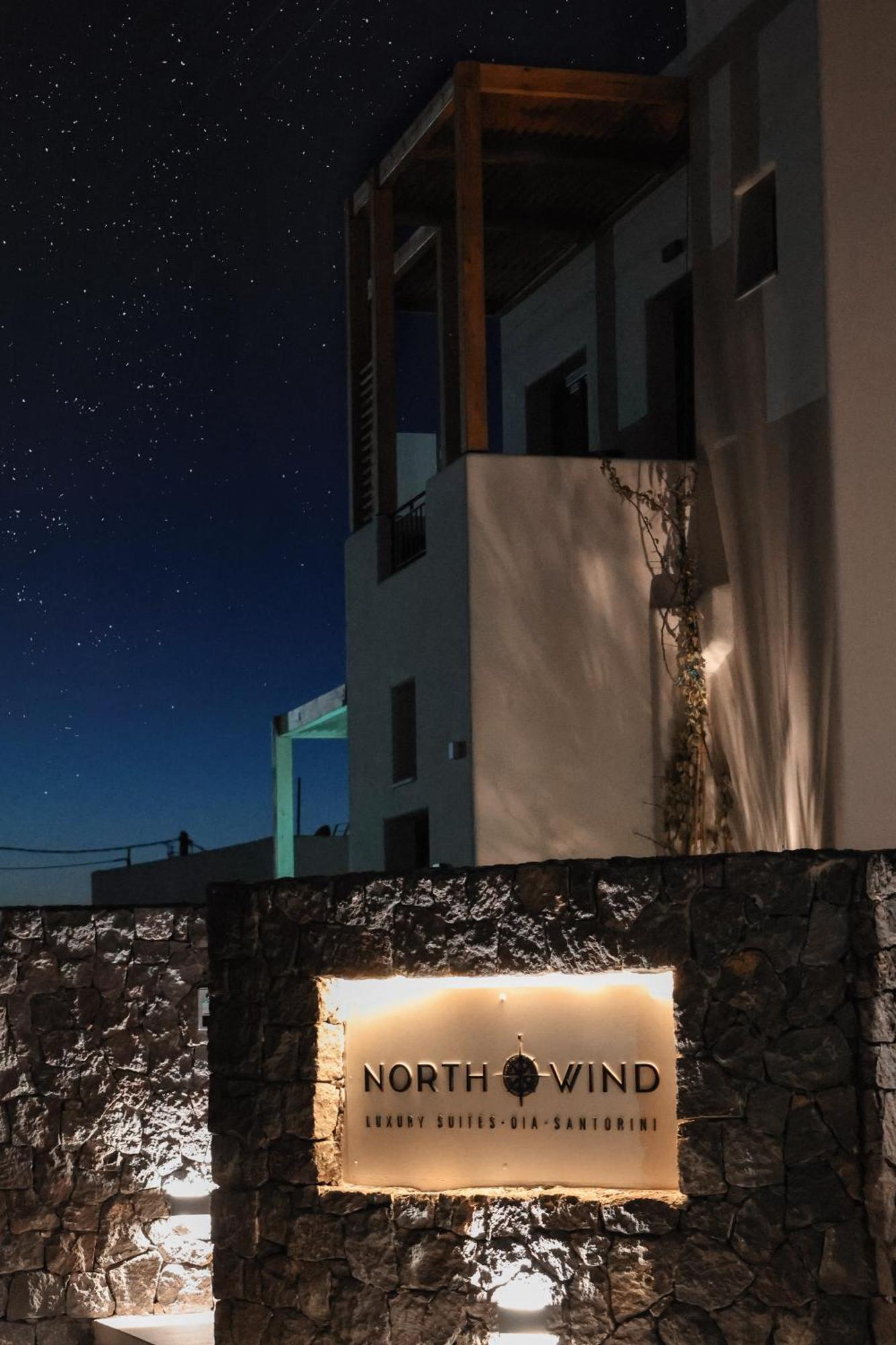 North Wind Luxury Suites Иа Екстериор снимка