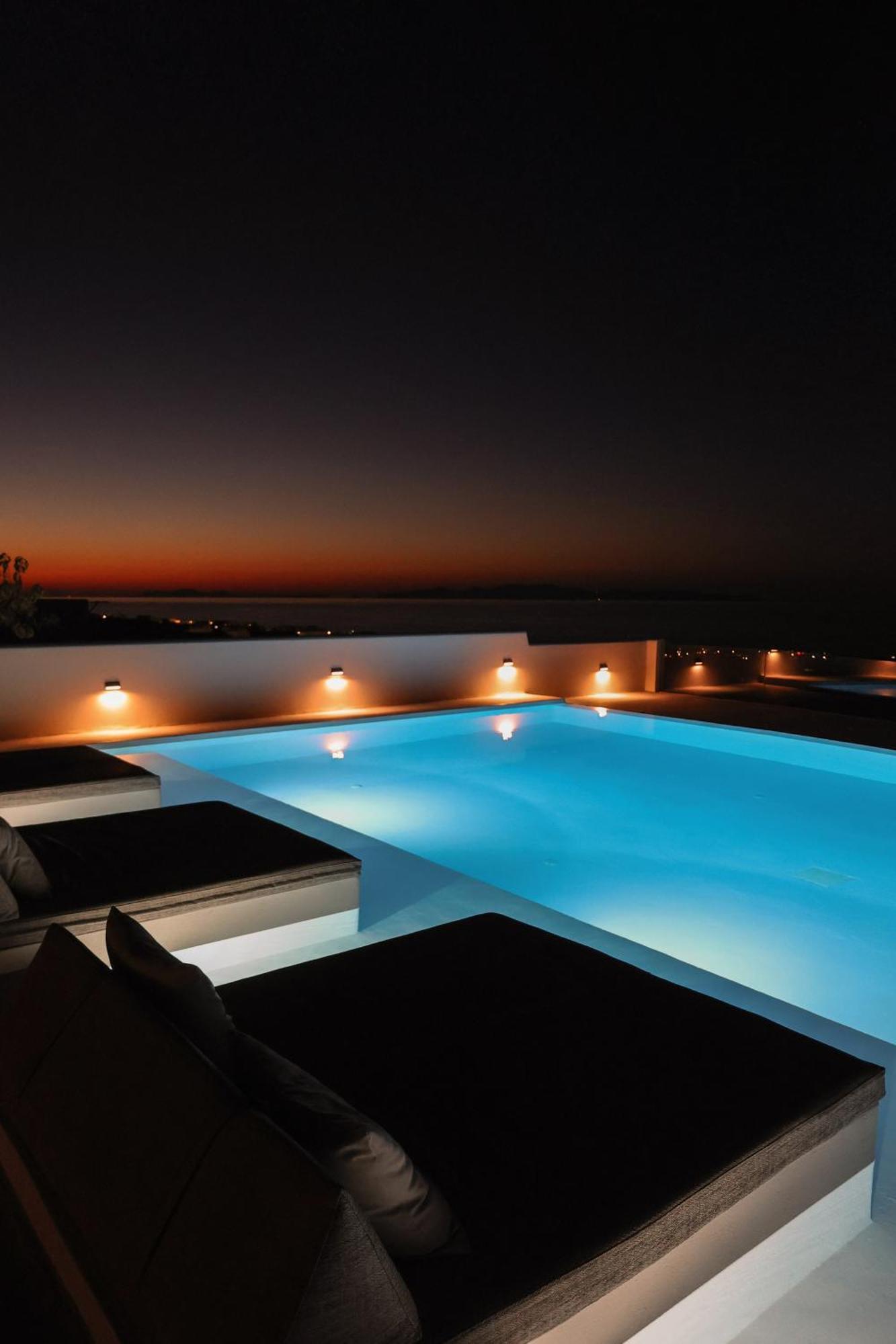 North Wind Luxury Suites Иа Екстериор снимка